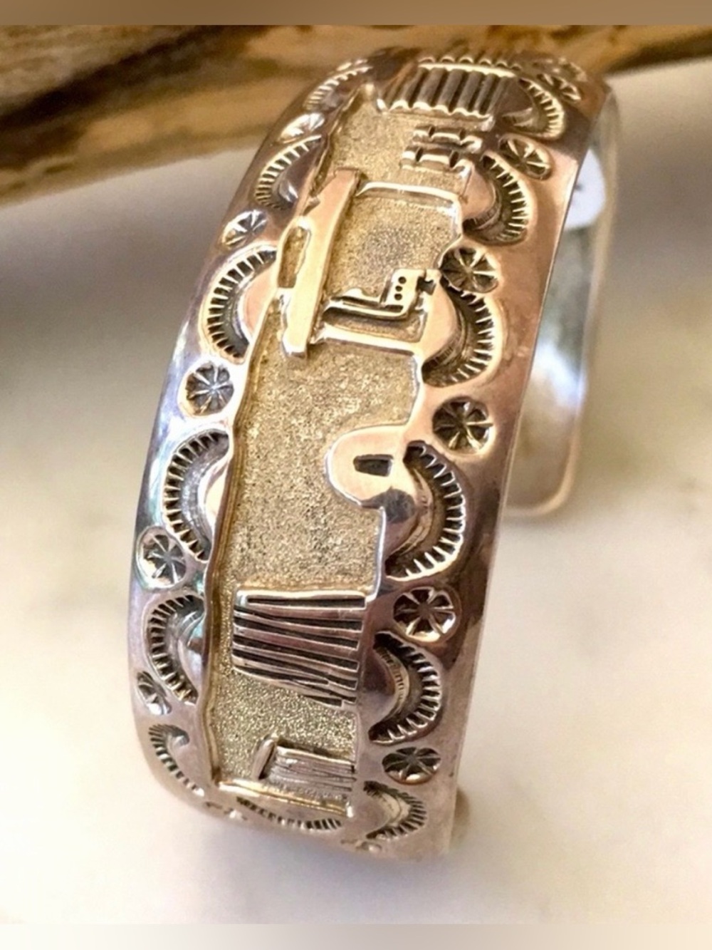 Vintage Navajo Native American Storyteller Bracelet